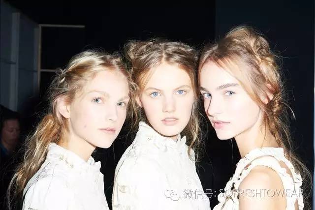 一块钱时尚套装,专柜秀场包包几百块就能买到