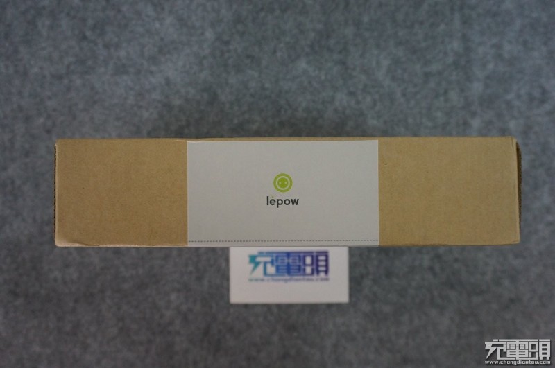 清新雅——乐泡“镇”电源适配器体验