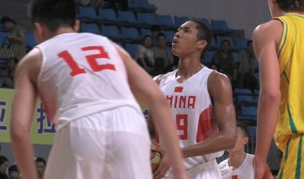 他是中国篮球最强之人,他是中国篮球最可惜的天才