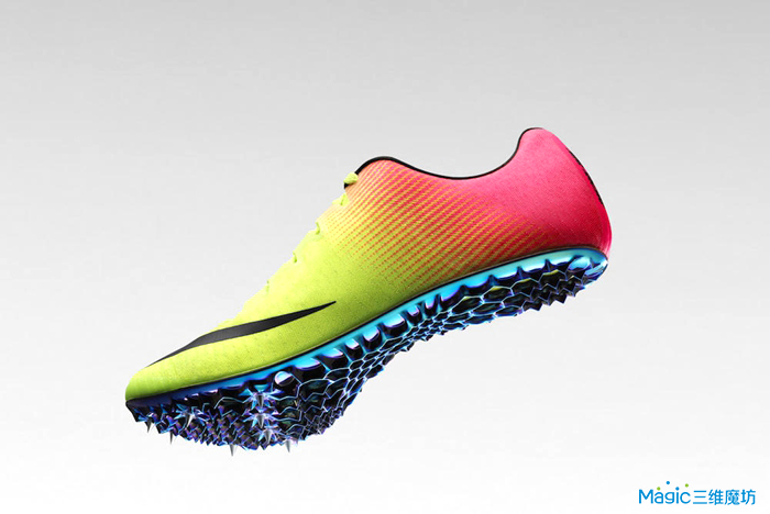耐克用3D打印为女飞人准备战靴