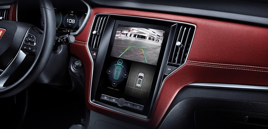 凹凸匠心榜:是怎样的一款车,能让他心甘情愿当司机