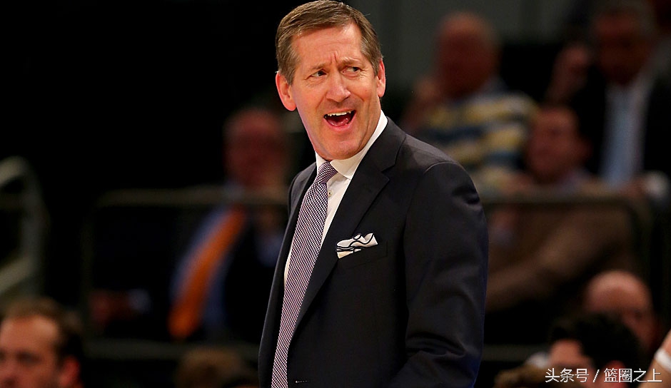 尼克斯已退役球衣,尼克斯退了两件15号球衣