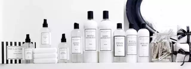 精致女人包包里必备物品,轻奢小众高级感包包