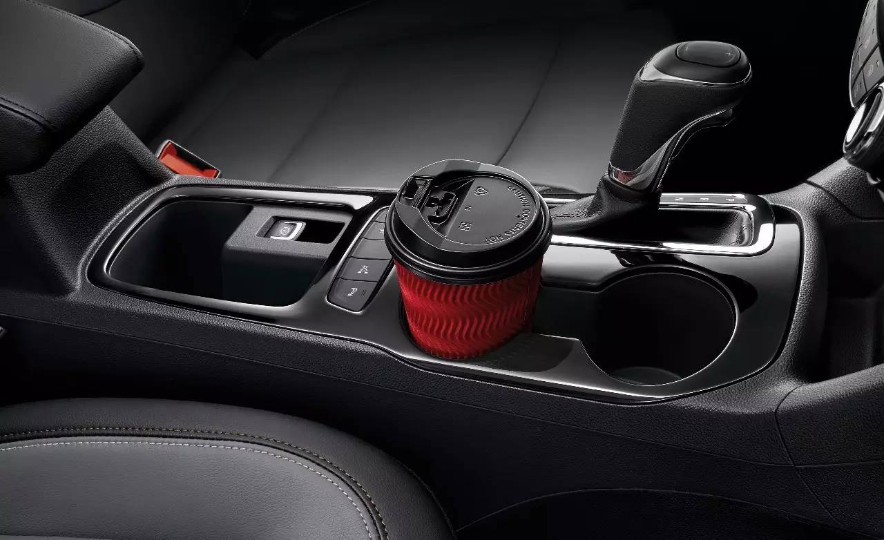 新款科鲁兹的功能,新款科鲁兹四缸测评