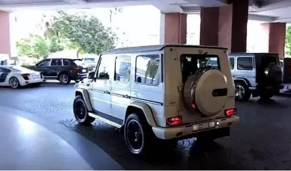 迪拜最贵的车竟然是这辆,就算王思聪那么有钱也买不到它一个牌!