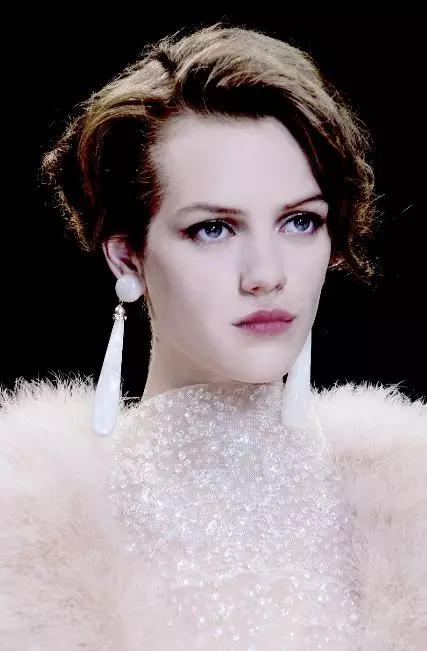 德国也有西施仙女，气质不输刘亦菲迪丽热巴！