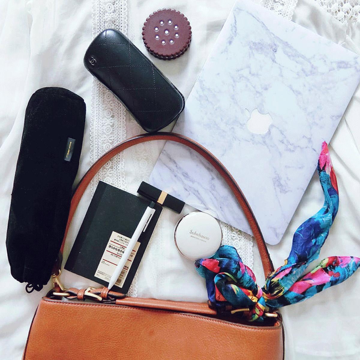 粉丝寄来的包,粉丝寄来了一箱包包