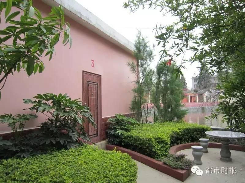 食色云南丨热天泡温泉别样的感受宜良泡温泉吃麻鸭端午走起