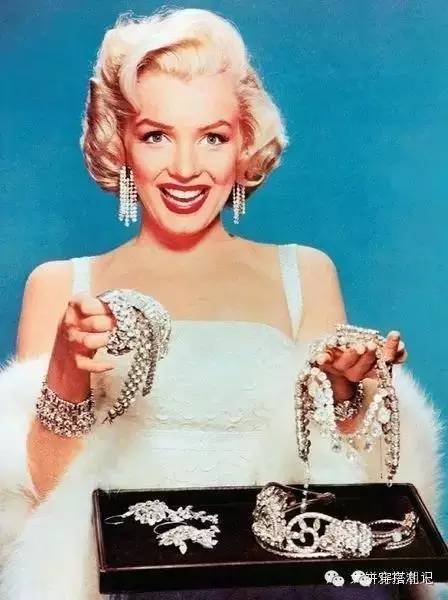 第一件tiffany,为什么每个女人应该要有一枚钻戒