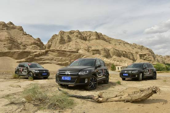 超多美图慎入！开神车，走丝路，这些不可思议的美景就在中国！