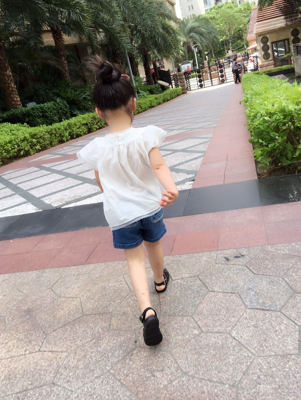 童装全场大清仓,童装全场特价清仓处理