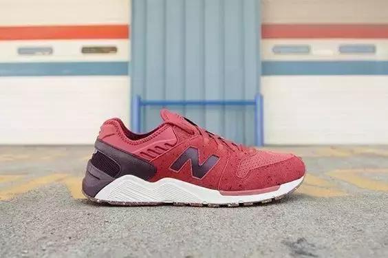 球鞋/最爱脚下那抹红，今夏潮人都得踩个它