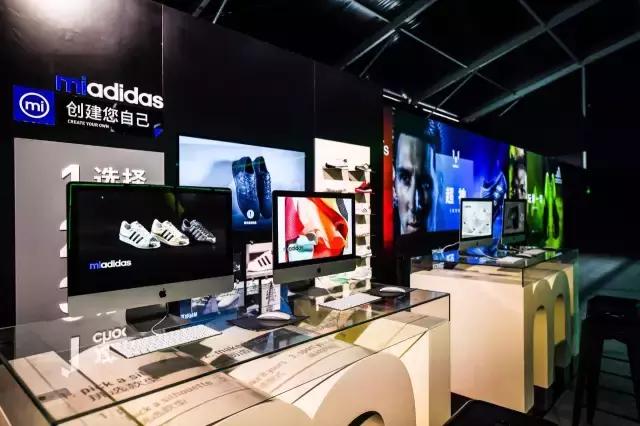 adidas上海南京东路官方旗舰店,adidas运动馆