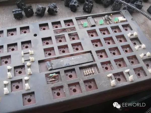 自制拆卸机械键盘工具,如何自己低成本改造机械键盘