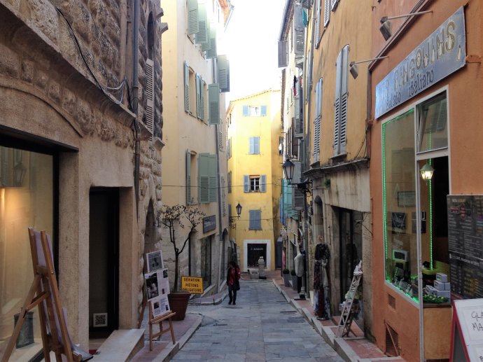 格拉斯香水小镇昆明,格拉斯小镇景观