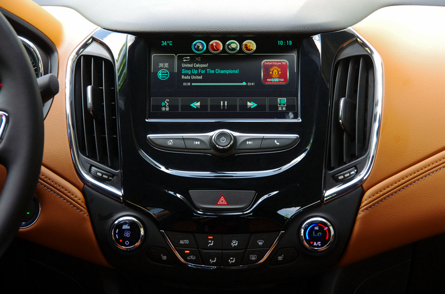 新科鲁兹评测,新科鲁兹好开吗