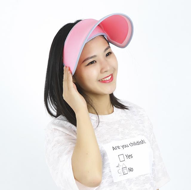 不得不服范爷竟将15元“大妈帽”火成时尚单品，真是帽美又实用