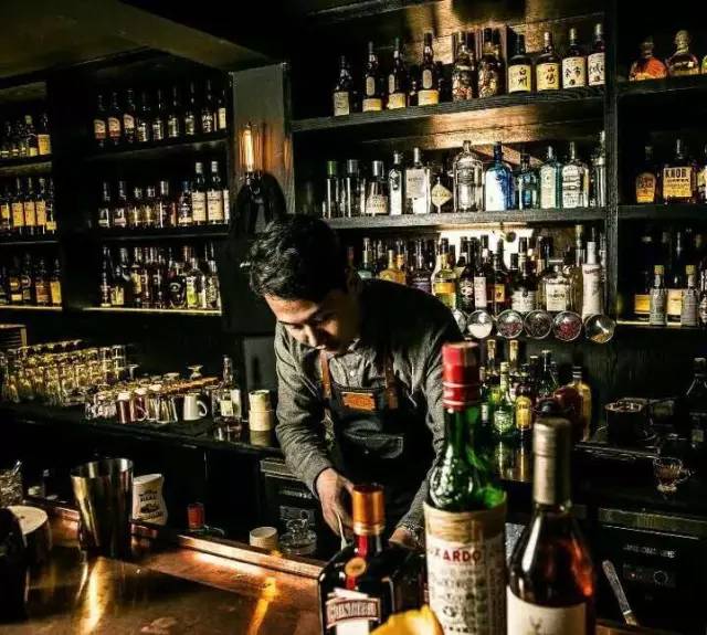 颜高huohao有内涵，杭州这些调酒师za不上天！