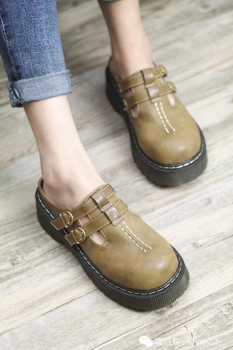 女王怎么穿衣打扮,女王的时尚打扮