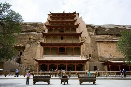 超多美图慎入！开神车，走丝路，这些不可思议的美景就在中国！