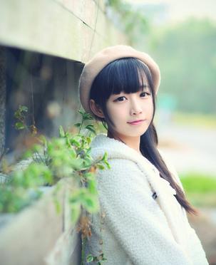 一代玉女终变老，眼角皱纹甩不掉，欲还水嫩肌，好文必可取。