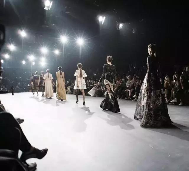 迪拜旅游新福利,迪拜本地人福利有哪些