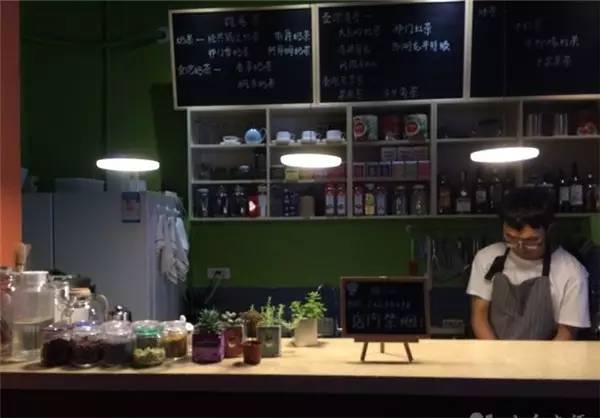 西安钟楼附近高档餐厅,西安必去的高消费餐厅