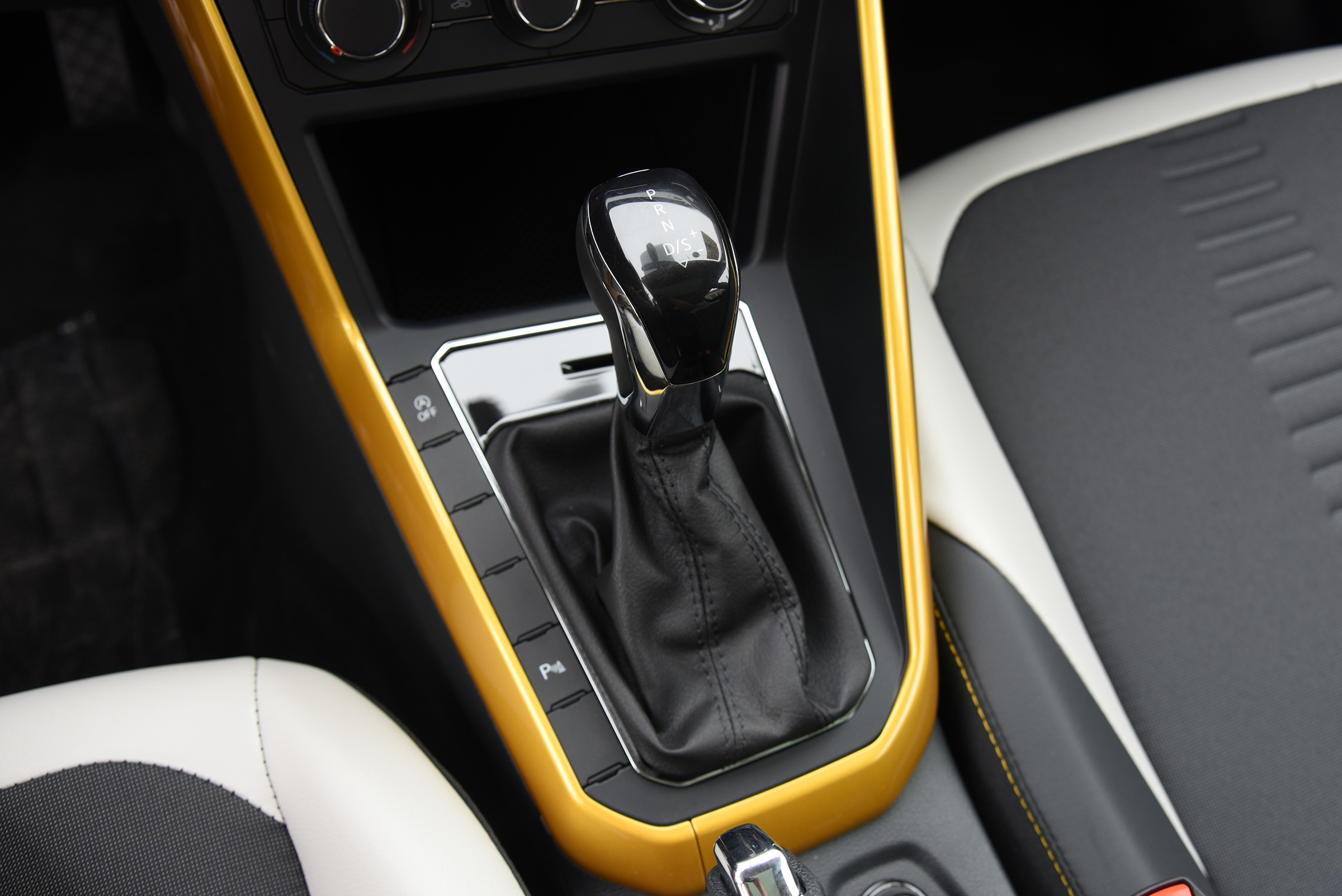 大众9万落地polo,09大众polo1.6自动当年落地多少钱