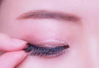 情人节妆简单创意,甜蜜情人节妆容教程