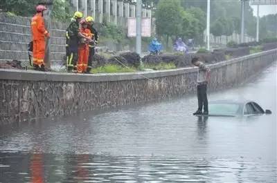 对付乱停车者的绝招,怎么对付乱停车的人