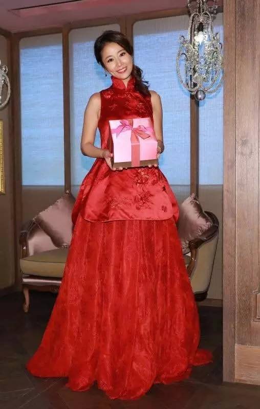 看林心如刘诗诗Angelababy传统婚礼服，谁是最美新娘？