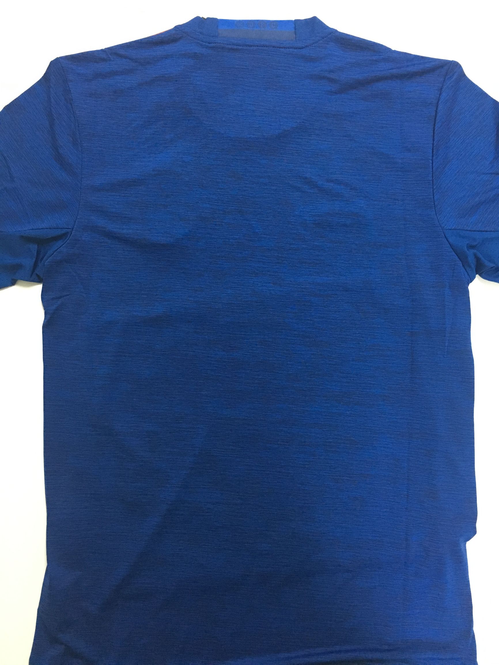 曼联历年客场球衣一览图阿迪达斯,曼联16-17赛季客场球衣