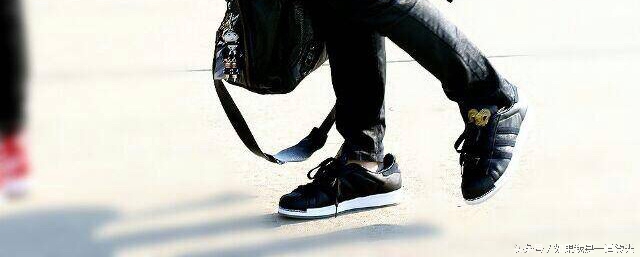 鹿晗耐克鞋子,鹿晗鞋子大一码