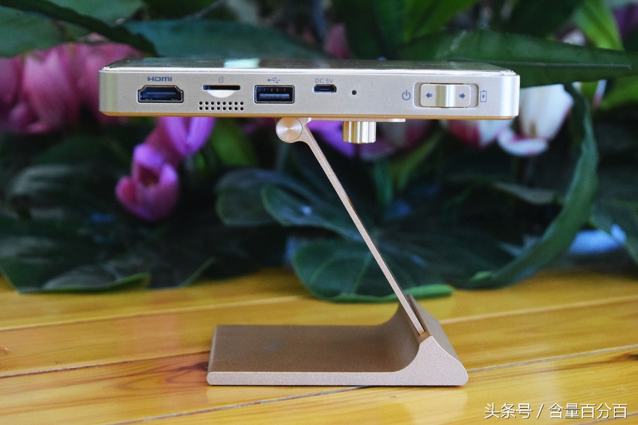 真不是钱包，神画小媚AR投影电视到底如何呢