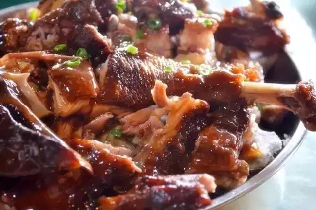 唔使搵啦！人均40元连电视台著名主持人都Hold唔住过来搵食