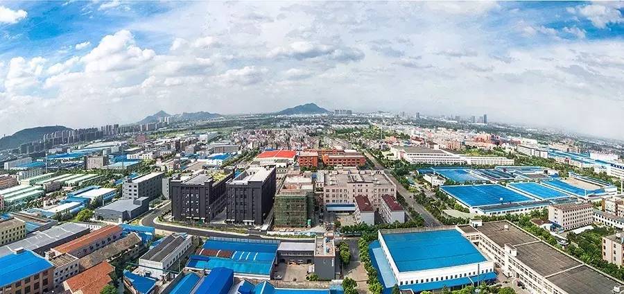 区发改局局长,经信局局长与发改局局长哪个好