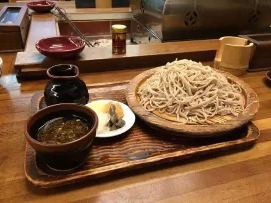 去日本必吃的十大美食,日本十大旅游胜地