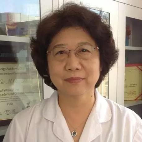 普瑞眼科名医会诊谢培英:角膜塑形术治疗高度近视眼及散光值