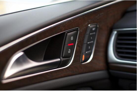 买奥迪a6l开车体验,提车奥迪a6l全过程