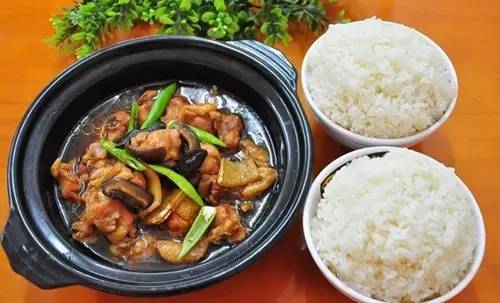 潘多拉是奢侈品嘛,潘多拉属于奢侈品吗