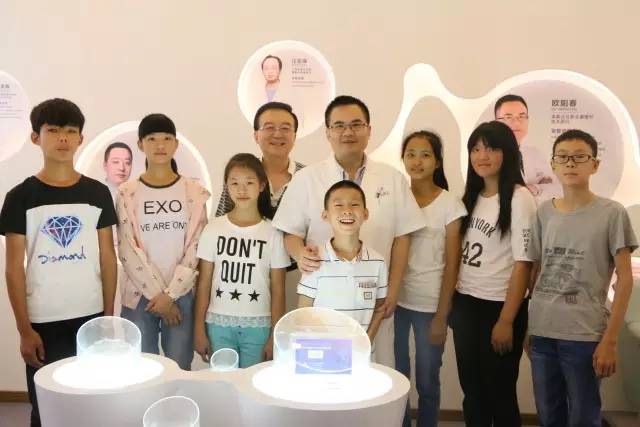 寻乌县小鱼儿,小鱼儿护长江捐款活动