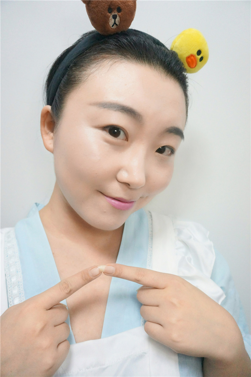 自然堂蓝瓶补水保湿水乳,适合油肌肤夏天用的自然堂冰肌水