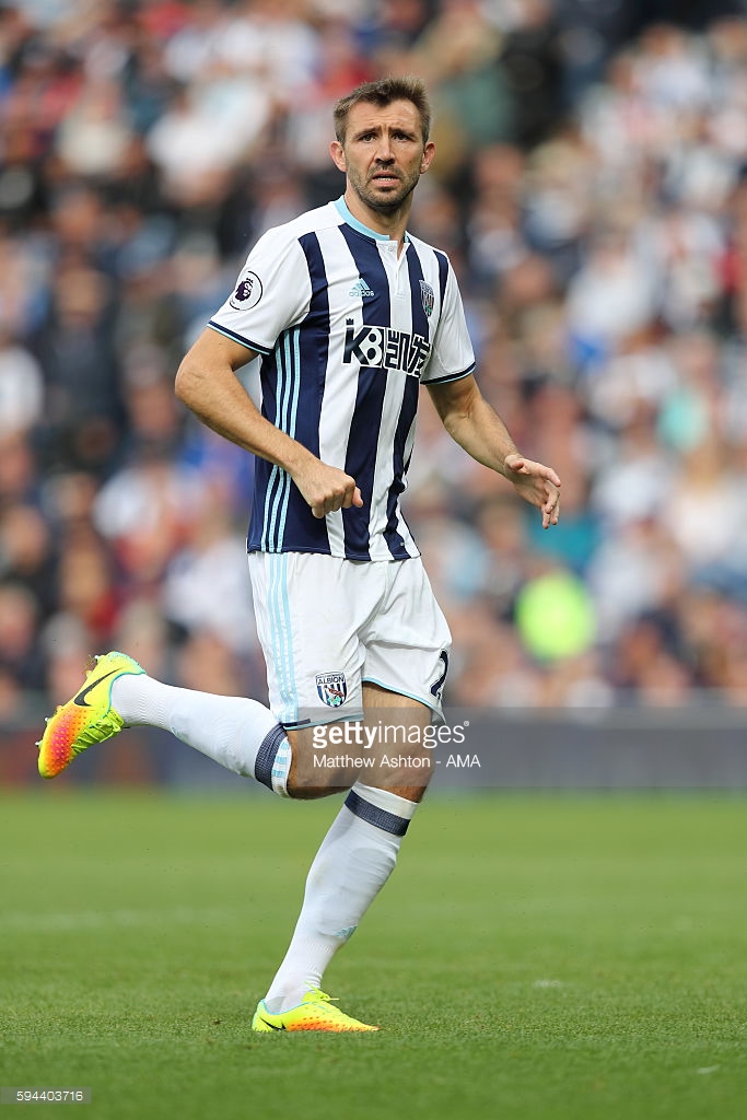 英超各球队球衣球鞋赞助商,英超第一轮战靴