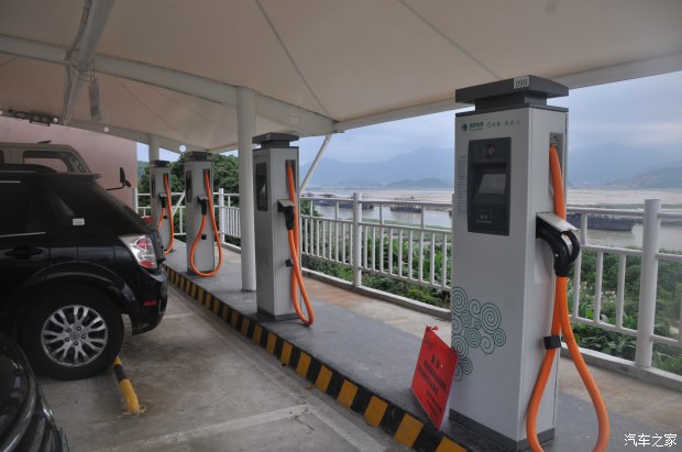 跑了13万公里的比亚迪e6值得买吗,比亚迪电车第一批车主用车情况