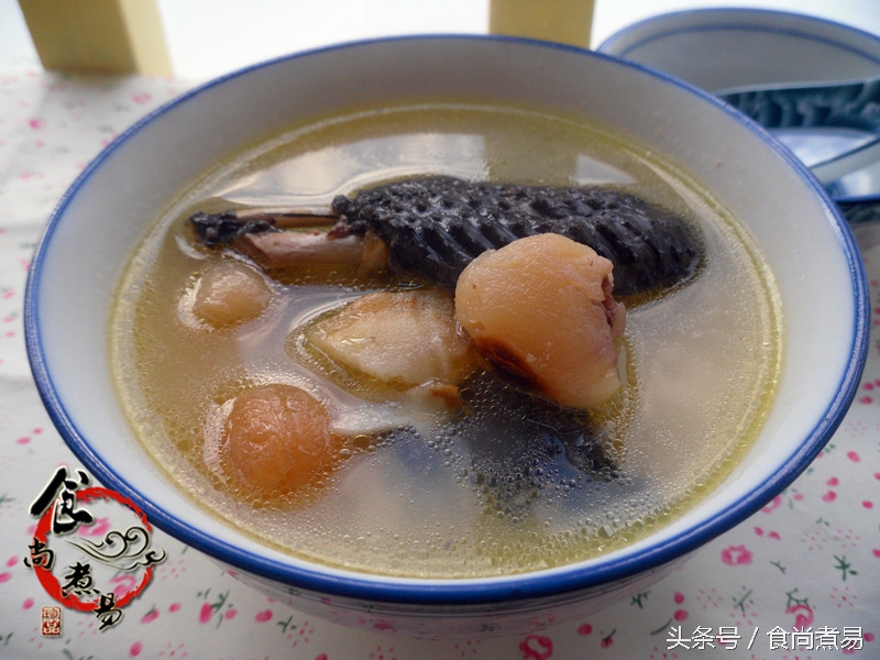 好多人嫌它乌漆墨黑,配上这几味中药材煲汤,益气补血就属它!