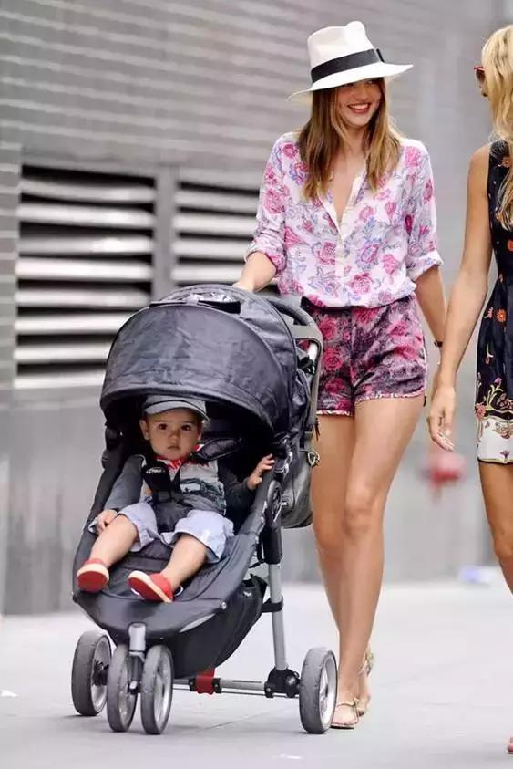 小粗腿能不能穿短裤,小粗腿不适合穿短裙