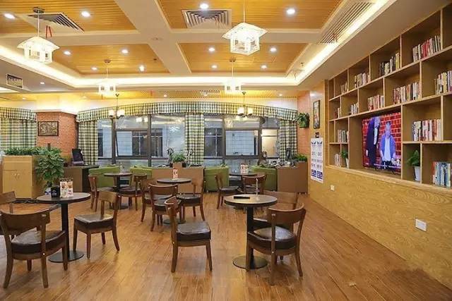 东莞好点的网咖,东莞清溪摩登网咖