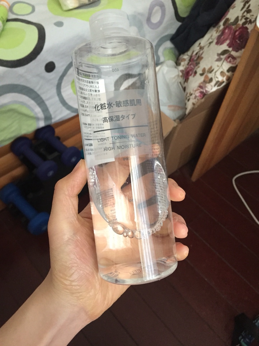 18岁敏感肌肤怎么护肤,秋冬护肤的防敏方法