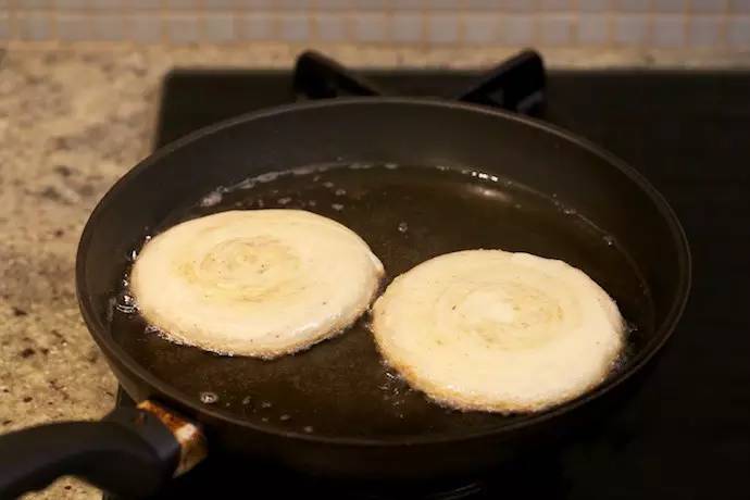 彭州最正宗的军屯锅魁是哪家,彭州正宗军屯锅魁配方