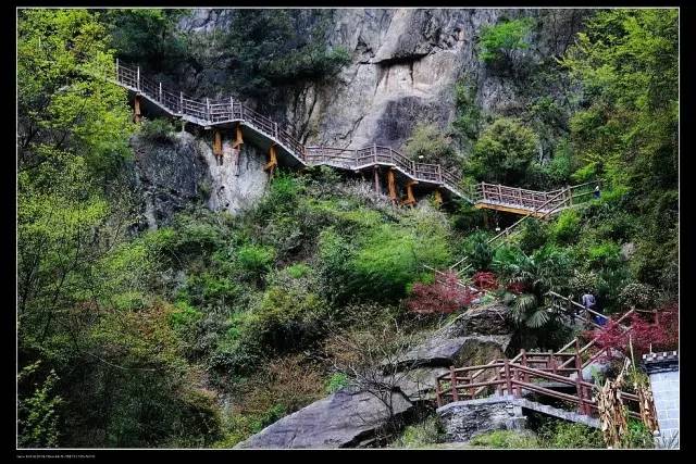 秋老虎时节到哪避暑最好,秋老虎来了要注意什么